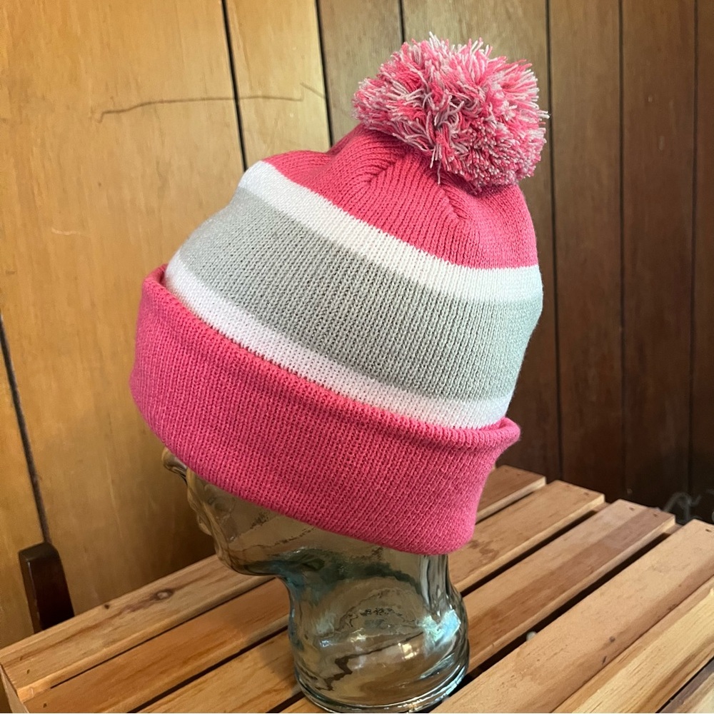 🏈🏉 Football themed Knit Hat w/ Pom Pom🏈🏉